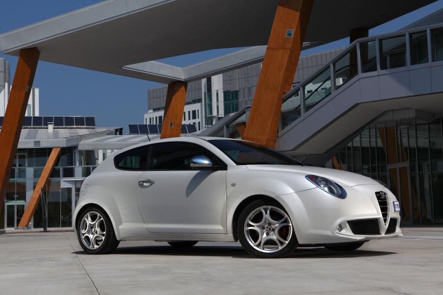  Alfa Romeo MiTo 1.4 MultiAir 2009 года  (фото 21 из 22)